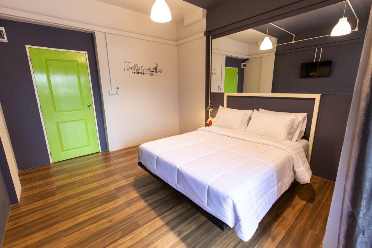 Mango 10 House Hotel Bangkok Exterior photo