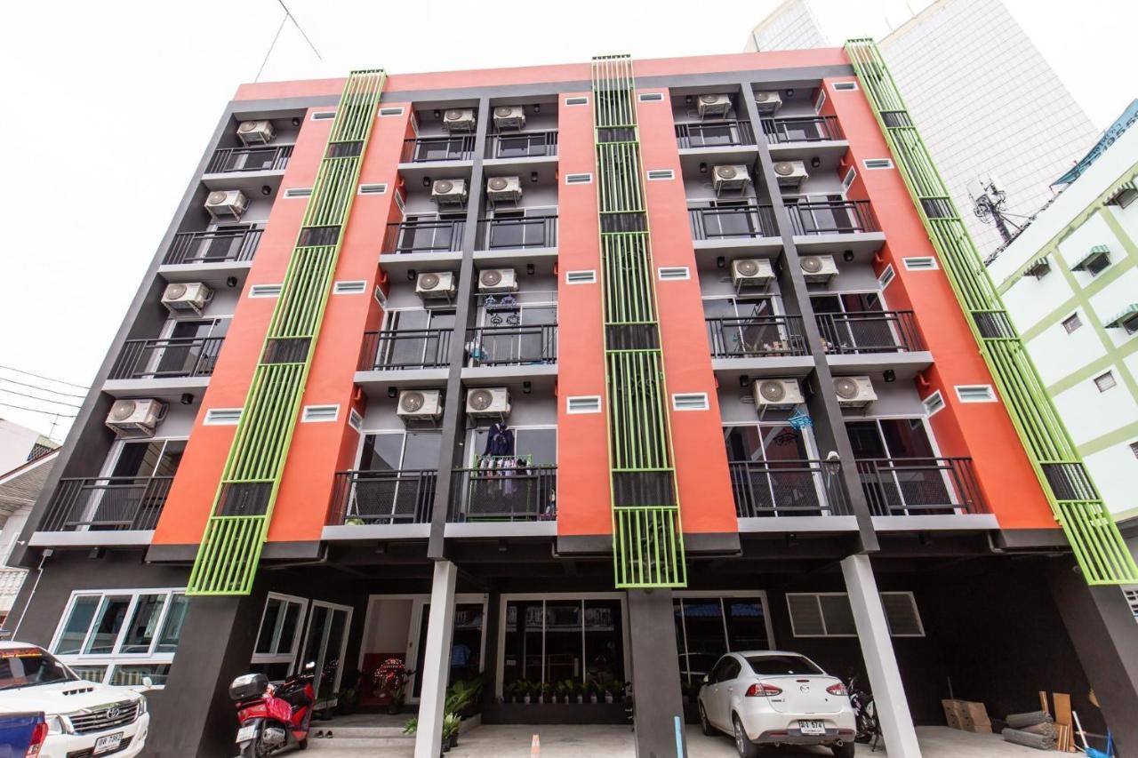 Mango 10 House Hotel Bangkok Exterior photo